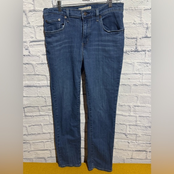Levi's Denim - Women’s Levi’s 724 High Rise Straight Blue Jeans, Size 31